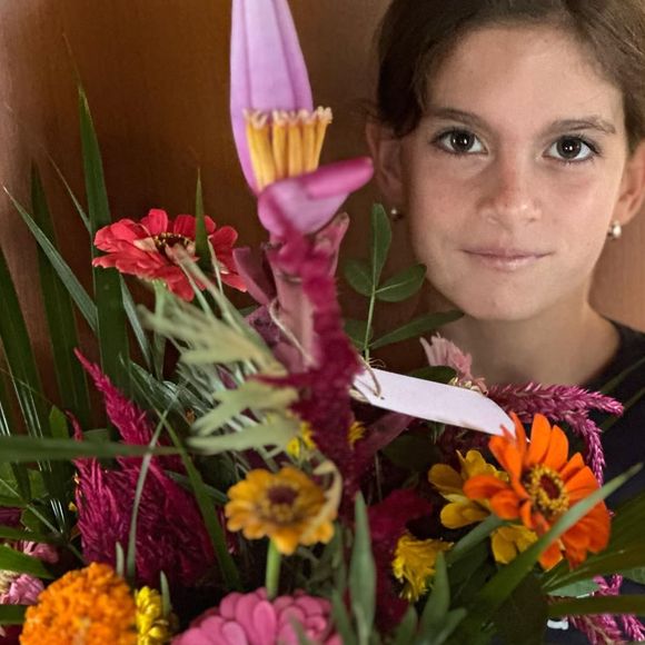 Maria, neta de Ana Maria Braga e filha de Mariana Maffeis, completou 11 anos na última segunda-feira (08)