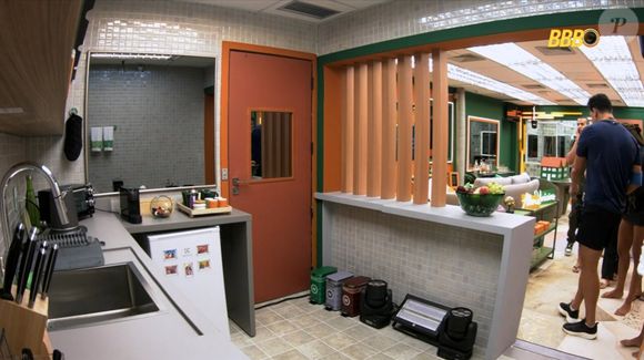 'Apê do Líder' tem cozinha privada