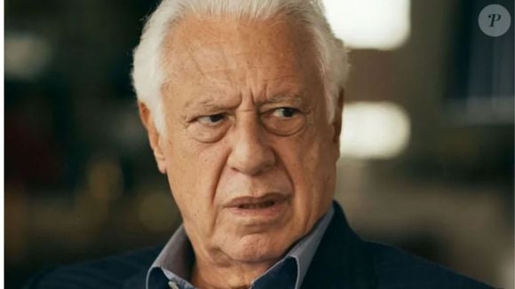 Arthur Brandão teve um caso com Fabia na novela 'Quem Ama Cuida'; relação foi descoberta por Pilar