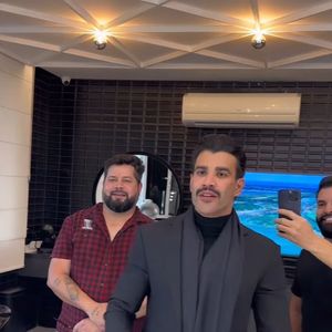 Internauta opina na mudança de visual de Gusttavo Lima: 'Fica lindo de qualquer jeito, mas prefiro a barba'