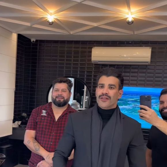 Internauta opina na mudança de visual de Gusttavo Lima: 'Fica lindo de qualquer jeito, mas prefiro a barba'