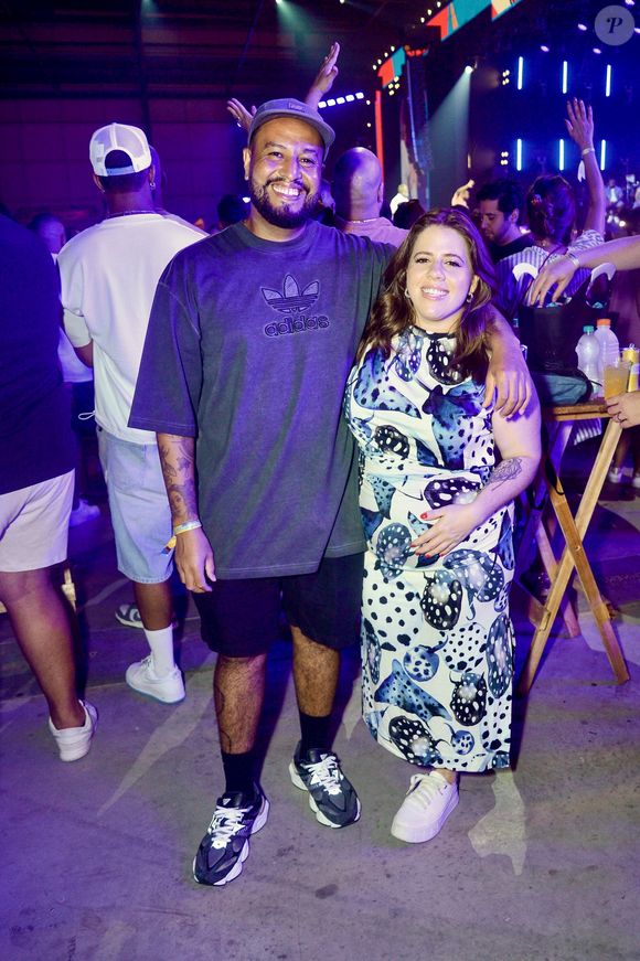 Tati Machado e o marido, Bruno Monteiro ‘são almas gêmeas’, diz Robério de Ogum