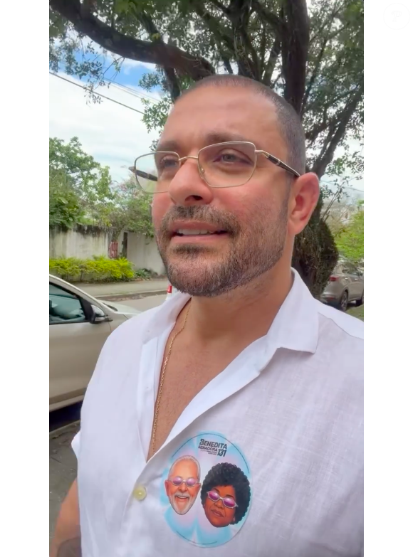 "Tive de chamar um ajudante para poder fazer com que ela se comportasse dentro do colégio, até porque é crime fazer o que ela fez", disse Diogo Nogueira