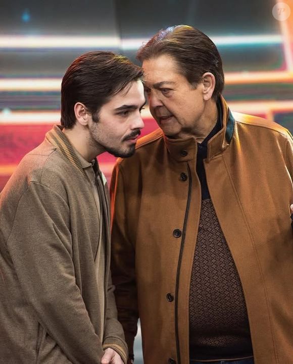 Fausto Silva também tem dado orientações ao filho João Silva, hoje com programa no SBT