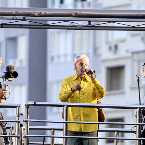 A manifestação no Rio contou com shows de Caetano Veloso