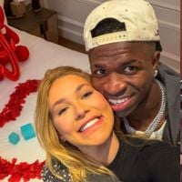 O amor venceu! Retrospectiva 2025: os casais de famosos que assumiram namoro este ano; muitos deles você jamais imaginaria