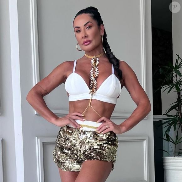 Essa foto de Scheila Carvalho rendeu muitos comentários negativos