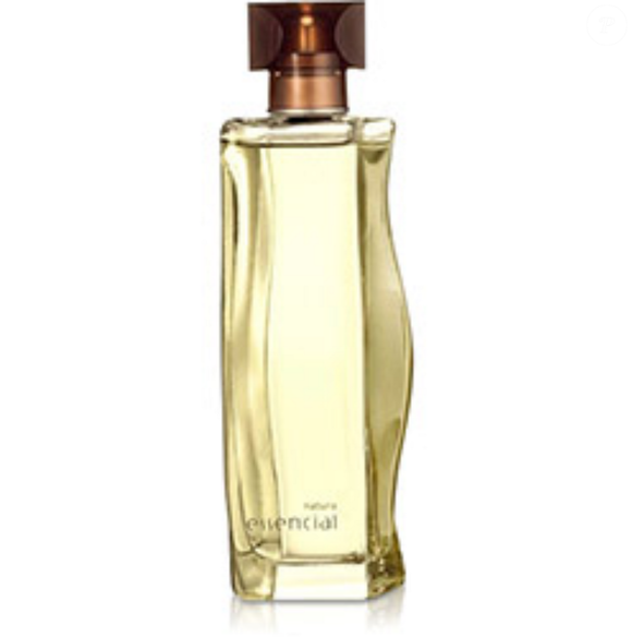 O perfume que fez sucesso nos anos 1990 continua atual. Com notas florais e amadeiradas, o Essencial Feminino da Natura permanece como símbolo de elegância para diferentes gerações