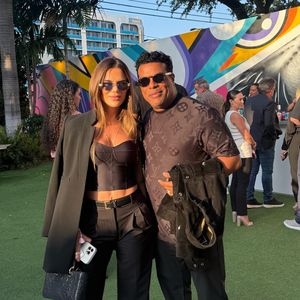 Para essa jornada, Roberto Assis contou com a ajuda da esposa, a musa fitness Bru Cramer