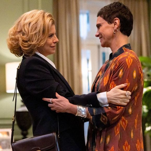 Encontro de Odete Roitman (Debora Bloch) e Celina (Malu Galli) em Vale Tudo