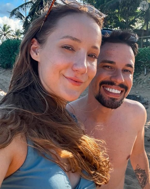 A relação de Lucas Borbas e Diulia Loregian voltou a provocar repercussão após o viúvo de Isabel Veloso publicar uma declaração romântica para a noiva