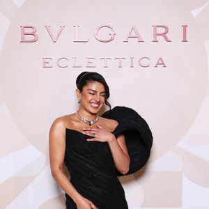 Na capital italiana da moda e do design, a coleção Eclettica ganha vida ao lado de uma extraordinária constelação de ícones globais – que também incluiu a esposa de Nick jonas, Priyanka Chopra