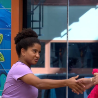 O que significa, segundo a psicologia, quando uma pessoa não quer abraçar nem ser abraçada?