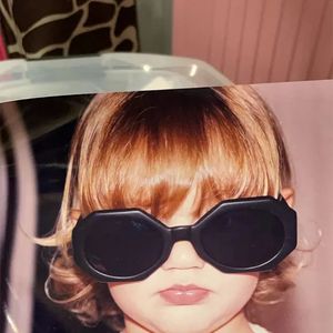 Fashionista, Sasha Meneghel também não dispensava acessórios estilosos