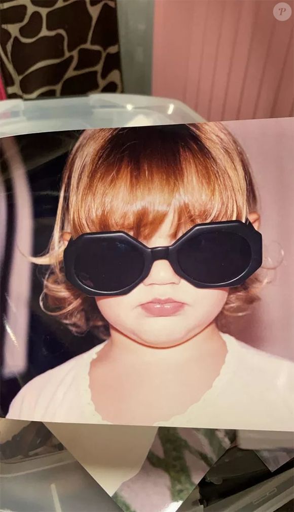 Fashionista, Sasha Meneghel também não dispensava acessórios estilosos