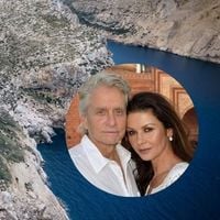 O refúgio mediterrâneo de Catherine Zeta-Jones e Michael Douglas na Espanha: enseadas de águas turquesa e uma das mais belas cordilheiras do país