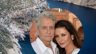 O refúgio mediterrâneo de Catherine Zeta-Jones e Michael Douglas na Espanha: enseadas de águas turquesa e uma das mais belas cordilheiras do país