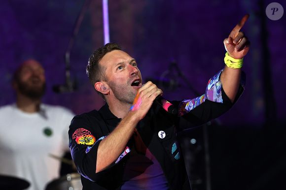 10. Coldplay (2011) - Com uma pegada sustentável, o grupo exigiu móveis feitos de materiais orgânicos e que o ar-condicionado permanecesse desligado durante sua estadia.