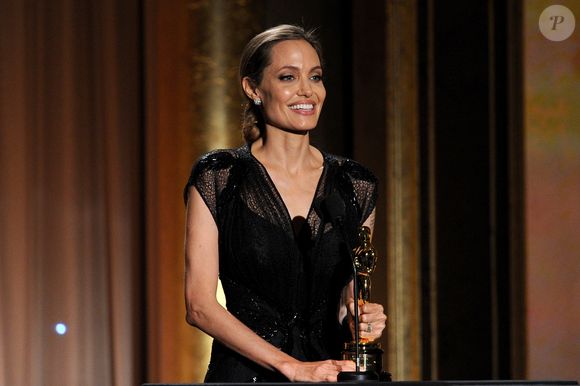 Há alguns anos, Angelina Jolie passou a causar polêmica por seu emagrecimento