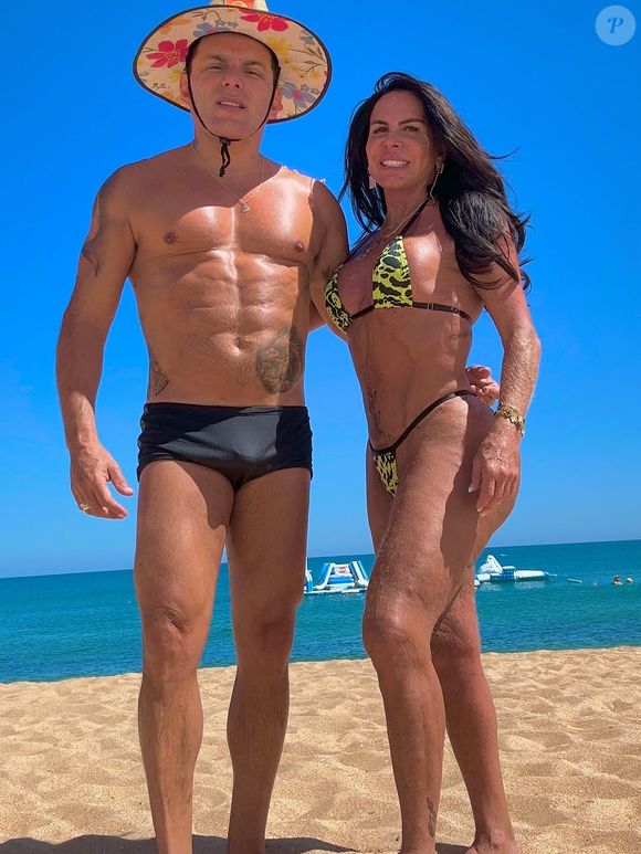 Marido de Gretchen, Esdras Souza também realizou harmonização íntima