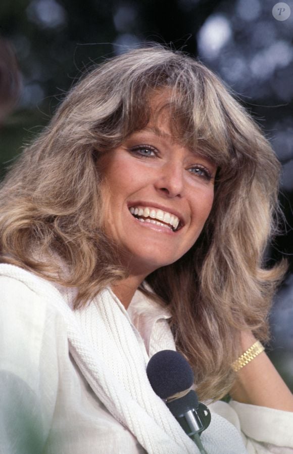 Farrah Fawcett continuou reinando nos anos 80 como uma das maiores referências de cabelo e estilo
