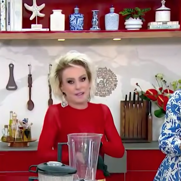 Ana Maria Braga ensinou a chef Paola Carosella a fazer um bolo de milho sem glúten no 'Mais Você'