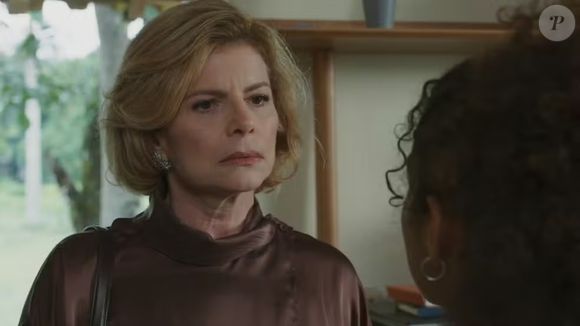 Odete Roitman (Debora Bloch) é pressionada por Marco Aurélio (Alexandre Nero) em troca de lucro maior na empresa na novela 'Vale Tudo' capítulo de 10 de setembro de 2025, quarta-feira