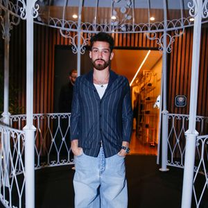 Bruna Marquezine e João Guilherme reataram o namoro, terminado em fevereiro, e estão optando pela discrição