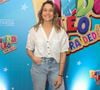 Ex-Globo e hoje na CazéTV, Fernanda Gentil interrompeu entrevista com Romário para chamar outra equipe na cobertura da estreia do Brasil