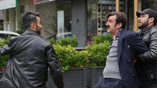 Reha vai para hospital após levar e Karsu desperta interesse em Atilla: resumo dos capítulos da semana de 2 a 6 de março da novela 'Coração de Mãe'