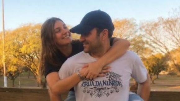 'Como faz falta ouvir você': pai de Isabel Veloso expressa dor profunda pela falta da filha no dia do aniversário da influencer