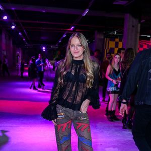 Entre shows de Doechi, Deftones e Sabrina Carpenter no Lollapalooza, look de Rafa Justus se destaca pelo jeans estilizado