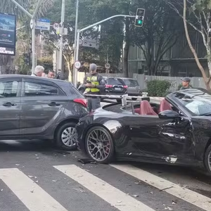 Acidente de Bia Miranda e Gato Preto: o homem que estava no outro automóvel precisou ser encaminhado a um pronto-socorro. Ainda não há informações sobre o estado de saúde dele