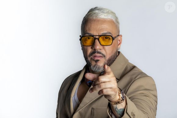 Belo estreia como ator de novelas com o Misael de 'Três Graças'