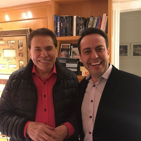 Fã de Silvio Santos, Rinaldi Faria prometeu e cumpriu ficar um ano dando consultoria ao SBT