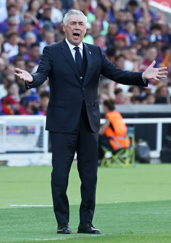 Carlo Ancelotti: defesa pede absolvição e alega que o treinador não recebeu os devidos esclarecimentos quando assinou o contrato com o Real Madrid