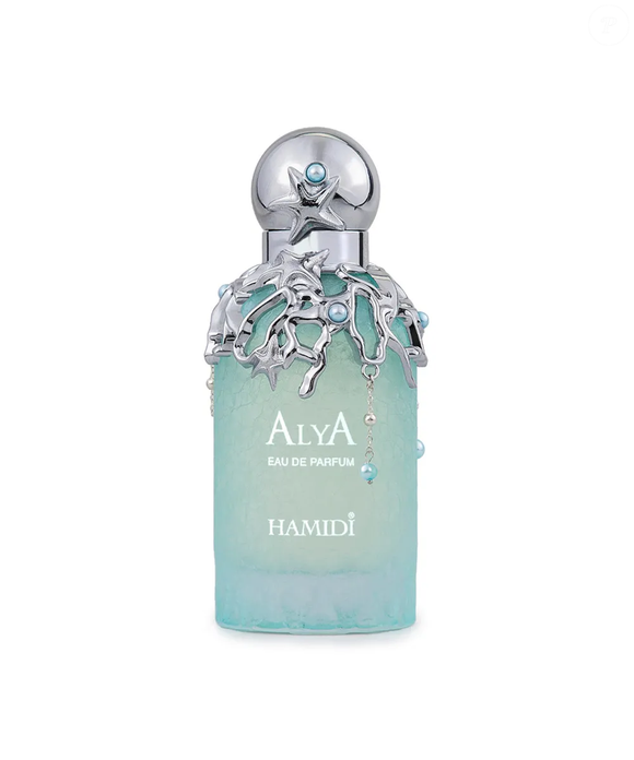 O Alya Eau de Parfum, da Hamidi, é uma fragrância floral e frutada que combina bergamota, mandarina e pêssego-branco na saída, com um coração de flor de laranjeira e notas de fundo de almíscar, âmbar e baunilha