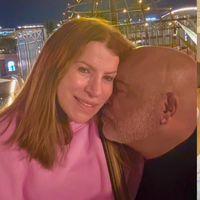 Após 42 anos ao lado de Rick, viúva prepara último adeus ao cantor e explica por que velório será restrito: 'Estará apenas o corpo do nosso amor'