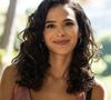 Durante as primeiras imagens de divulgação da segunda temporada de 'Amor da minha Vida', Bruna Marquezine apostou em look da Mondepars.