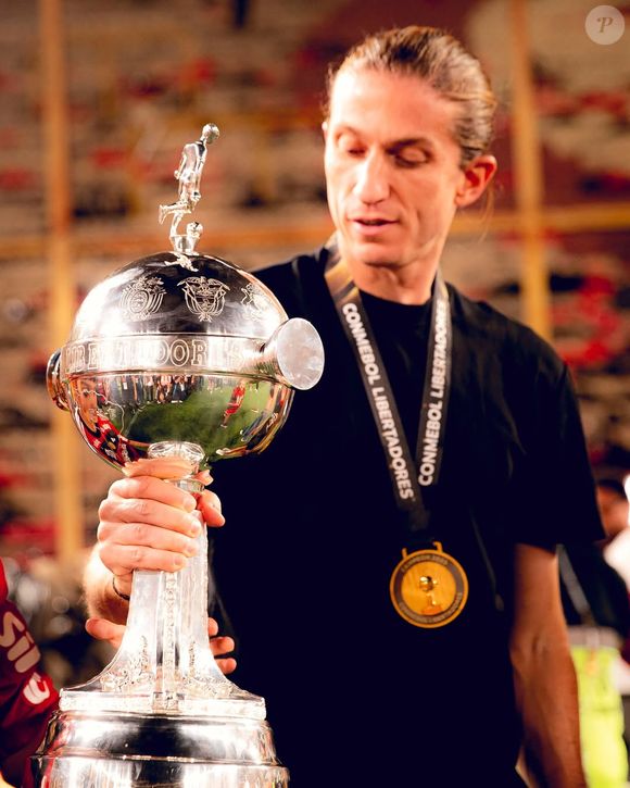 Sem comparações com 1981 ou 2019, elenco atual do Flamengo entra em campo decidido a escrever sua própria história diante do PSG