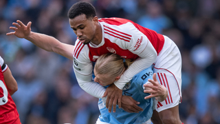 'De loira o Vini Jr. também entende': web resgata confronto entre Haaland e Gabriel Magalhães e cria expectativa em Brasil e Noruega nas oitavas da Copa 2026