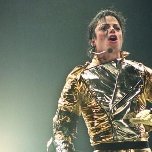 Michael Jackson morreu em 2009, aos 50 anos, e seu falecimento foi envolvido em diversas polêmicas