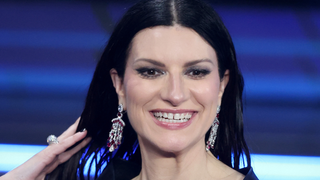 Laura Pausini, 52 anos: ‘Minha pele é boa porque gosto muito de fazer amor. Faz a gente sorrir. É uma revolução de felicidade’