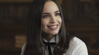 Quem é o namorado de Sofia Carson, estrela de 'Meu Ano em Oxford', da Netflix? A resposta é um tanto misteriosa...