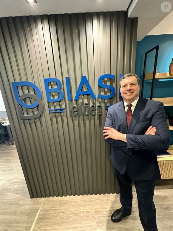 Eduardo Consentino foi escolhido pelo juiz Guilherme Madeira Dezem, do Tribunal de Justiça do Estado de São Paulo (TJ-SP), para realizar o leilão da mansão cinematográfica de Hickmann