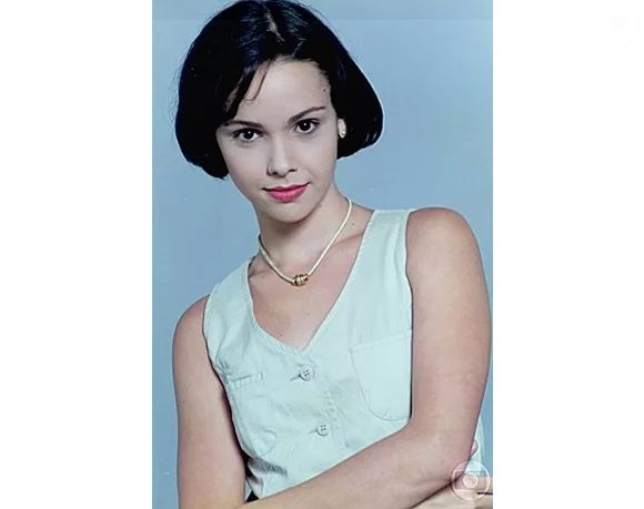 Débora Falabella fez participação na temporada 1998 de 'Malhação' em seu primeiro trabalho na Globo e na TV