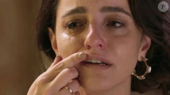 Novela 'Beleza Fatal': Gisela (Julia Stockler) se vinga do ex-marido, Rog (Marcelo Serrado)