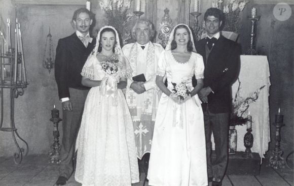 Debora Bloch com Luciana Braga, Eduardo Moscovis, Juca de Oliveira e Tuca Andrada em foto da novela 'As Pupilas do Senhor Reitor' (SBT, 1994-1995)