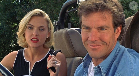 Atriz que interpretou madrasta de Lindsay Lohan em 'Operação Cupido' também se fez presente