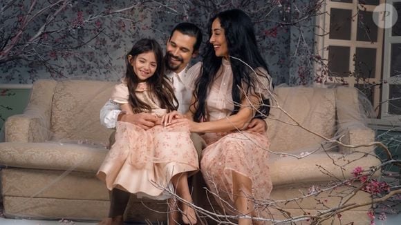 Nicolas Prattes, Sabrina Sato e Zoe vivem momento em família; ator afirma que a enteada o preparou para a chegada do primeiro filho